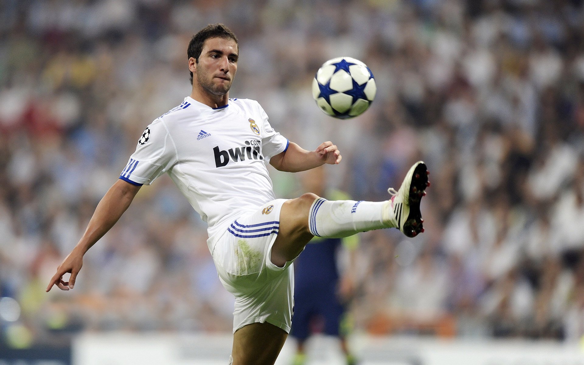 开云官网首页-热刺连续进攻打出比赛主动权，热刺两连胜  第2张